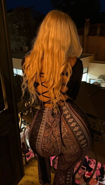Full leaked Sudemathers private photo