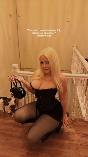 Full leaked Sudemathers private photo