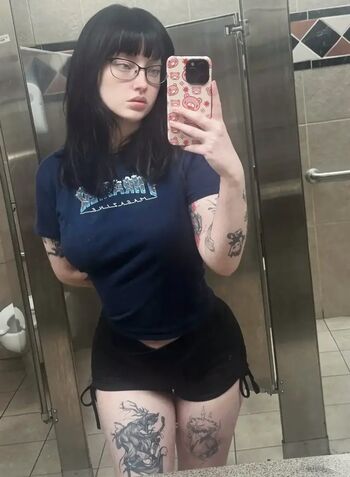 Full leaked Sugrfiryy private photo