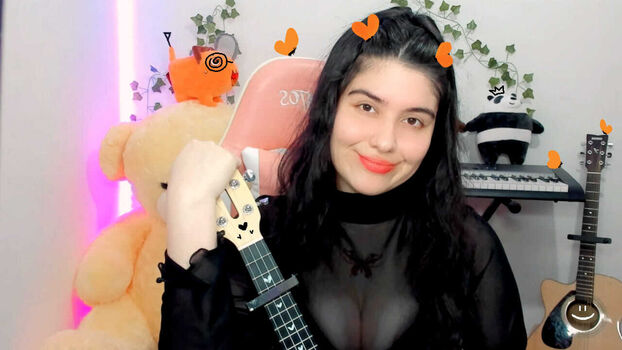 Full leaked Suji cold private photo