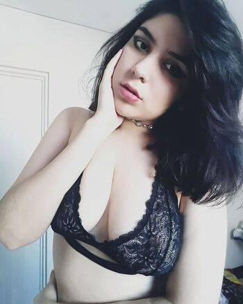 Full leaked Suji cold private photo
