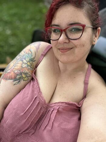 Full leaked Suki ray page private photo