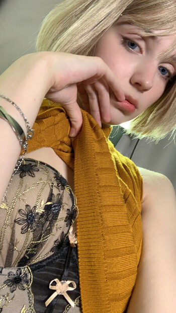 Full leaked Sun a private photo