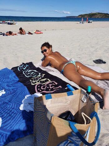 Full leaked Sun lover private photo