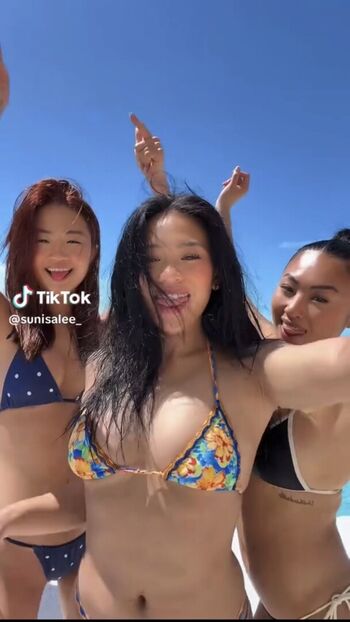 Full leaked Suni lee page private photo