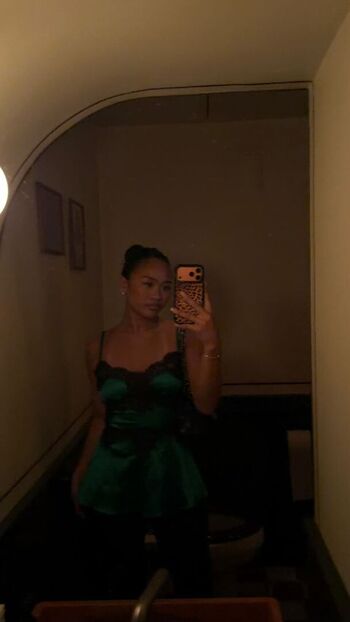 Full leaked Suni lee page private photo