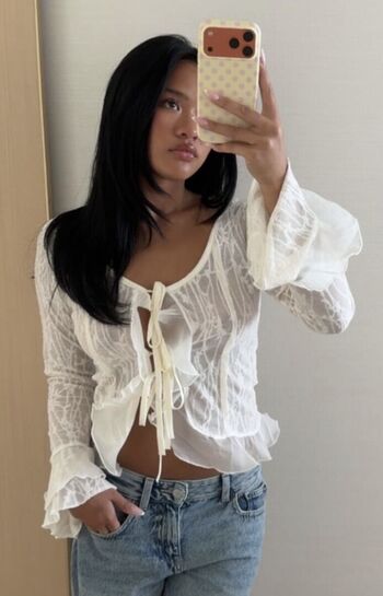 Full leaked Suni lee private photo