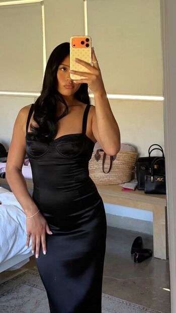 Full leaked Suni lee private photo