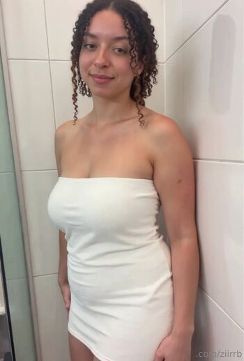 Full leaked Sunny bell private photo