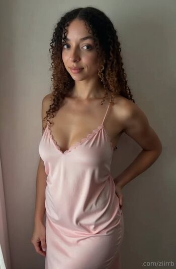 Full leaked Sunny bell private photo