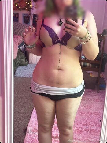 Full leaked Sunny flowrs private photo