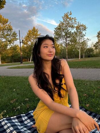 Full leaked Sunnyliachoi private photo