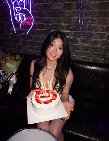 Full leaked Sunnyliachoi private photo