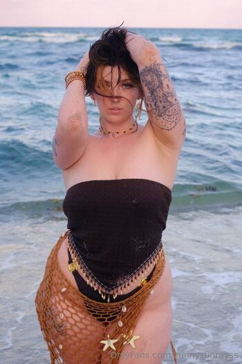 Full leaked Sunnysunrayss private photo