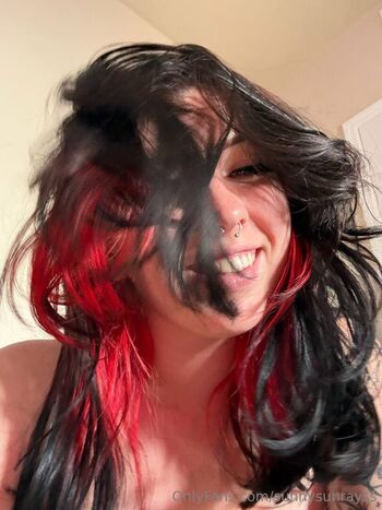 Full leaked Sunnysunrayss private photo