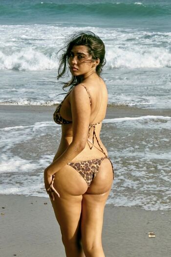 Full leaked Sunya siddiqui private photo