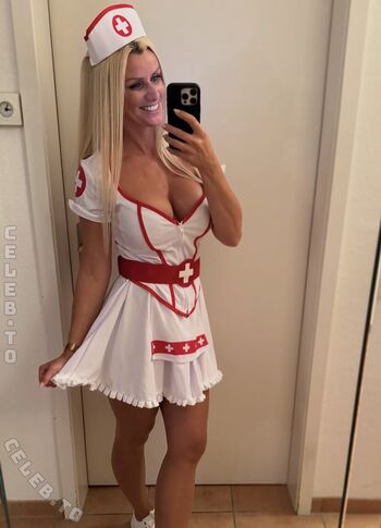 Full leaked Sunyyy private photo