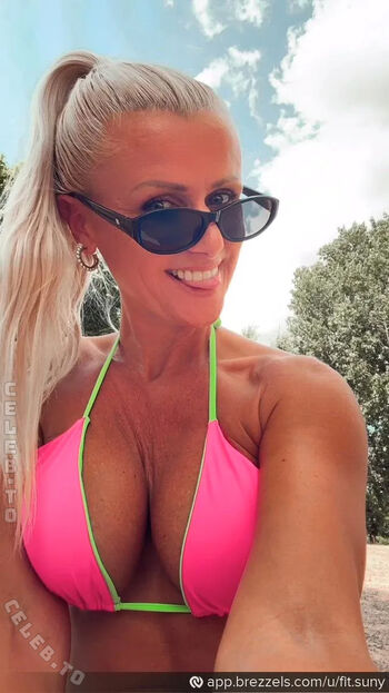 Full leaked Sunyyy private photo