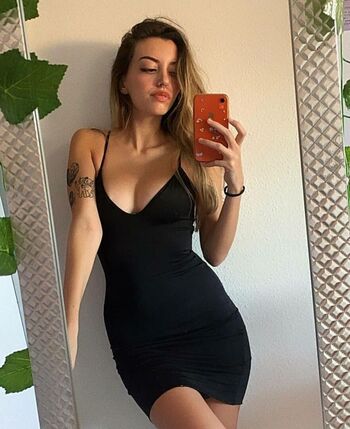 Full leaked Supermodels private photo