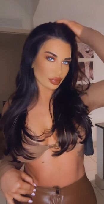 Full leaked Suppasamm page private photo