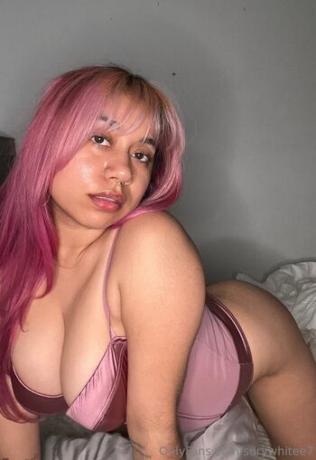 Full leaked Surywhitee private photo