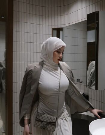 Full leaked Susiputri private photo