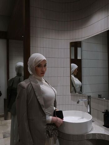 Full leaked Susiputri private photo