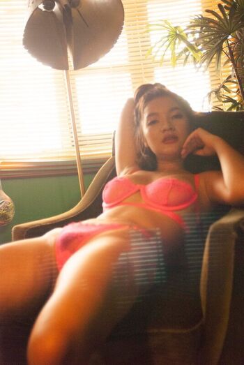 Full leaked Suthara duangin private photo