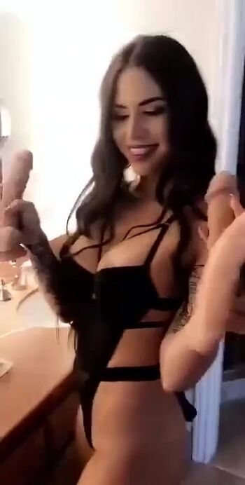 Full leaked Suttin private photo