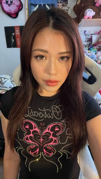 Full leaked Suuhleena private photo