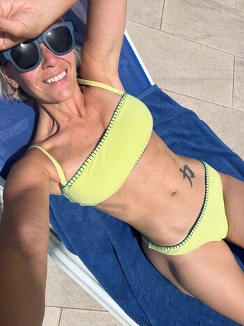 Suzanne Shaw