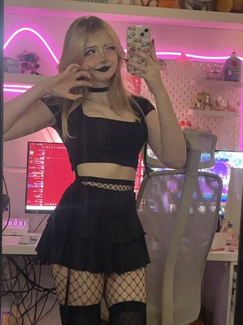 Full leaked Swag charhar page private photo