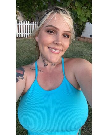 Full leaked Swayzesayss private photo