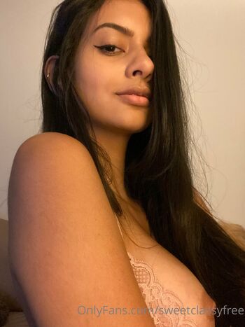 Full leaked Sweetclassybae private photo