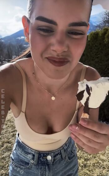 Full leaked Sweetmaddyhill private photo