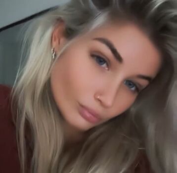 Full leaked Sweetskinn private photo