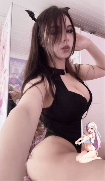 Full leaked Sweetylyric page private photo