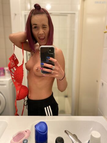 Full leaked Swing babe private photo