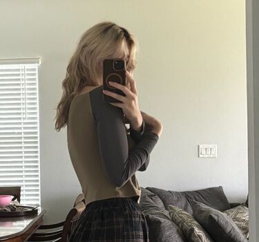 Full leaked Swordfan private photo