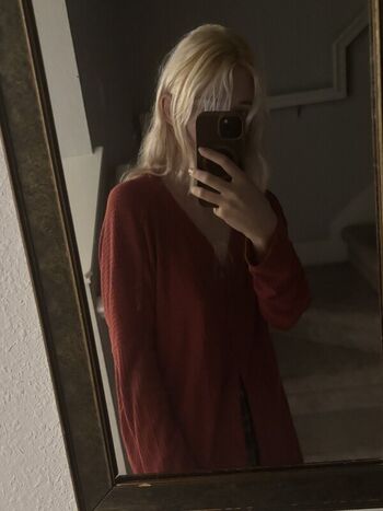 Full leaked Swordfan private photo