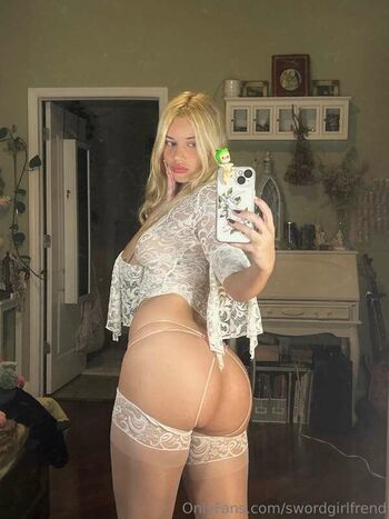 Full leaked Swordgirlfriend private photo