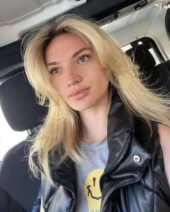 Full leaked Sydney calhoun page private photo