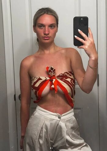 Full leaked Sydney calhoun private photo