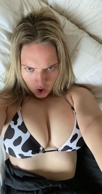 Full leaked Sydney calhoun private photo