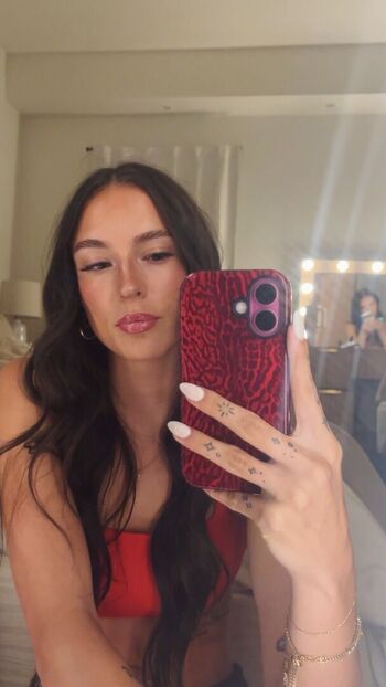 Full leaked Sydney harper private photo
