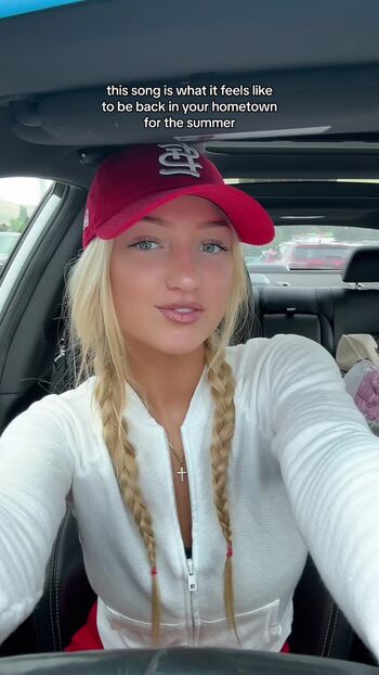 Full leaked Sydney thomas private photo