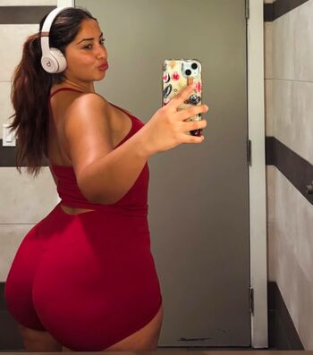 Full leaked Sydney vela private photo