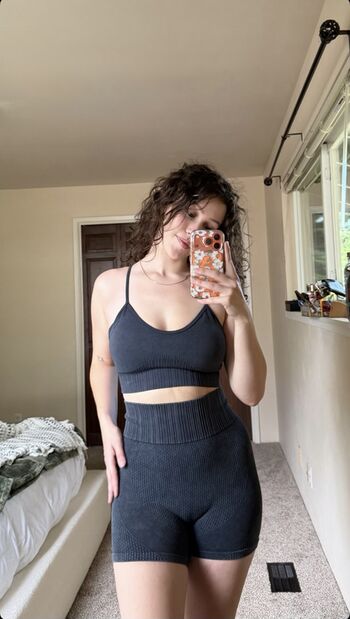 Full leaked Symone blust private photo