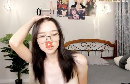 Full leaked Syuri sun private photo