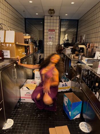 Full leaked Sza page private photo